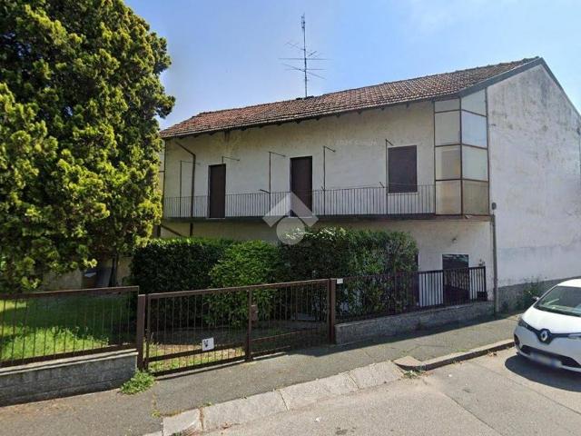 Palazzo / Stabile in vendita a Novara NO