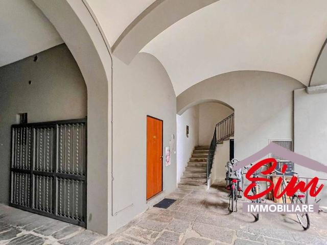 Palazzo / Stabile in vendita a Novara NO