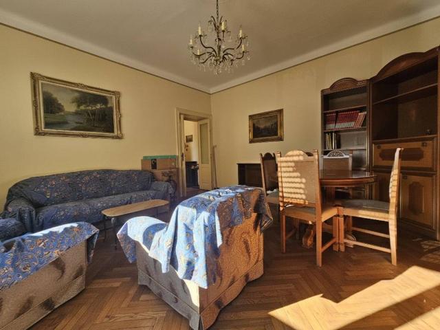 Palazzo / Stabile in vendita a Novara NO