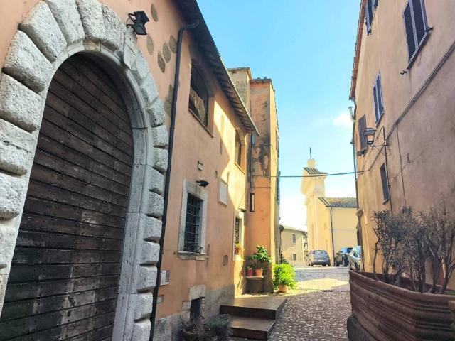 Palazzo / Stabile in vendita a Otricoli TR