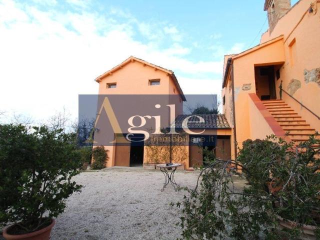 Palazzo / Stabile in vendita a Offida AP