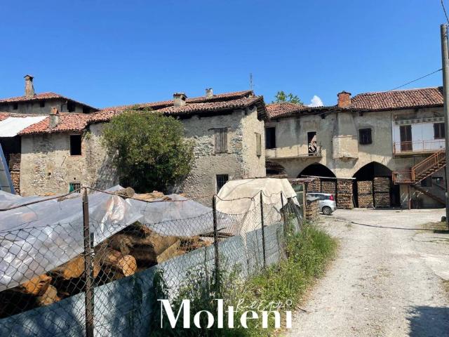 Palazzo / Stabile in vendita a Olginate LC