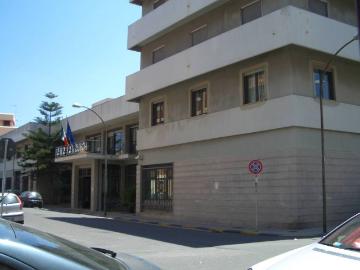 Palazzo / Stabile in vendita a Oristano OR