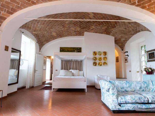 Palazzo / Stabile in vendita a Orvieto TR