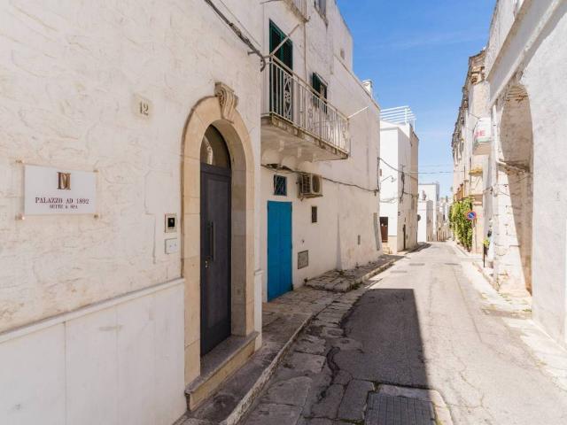 Palazzo / Stabile in vendita a Ostuni BR