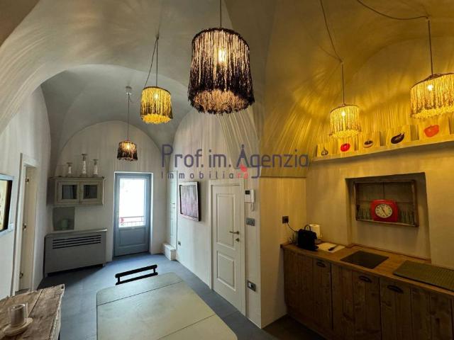Palazzo / Stabile in vendita a Ostuni BR