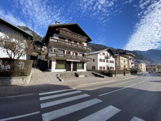 Palazzo / Stabile in vendita a Auronzo di Cadore BL