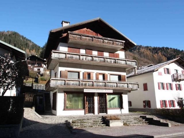 Palazzo / Stabile in vendita a Auronzo di Cadore BL