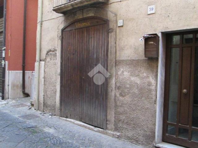Palazzo / Stabile in vendita a Avellino AV