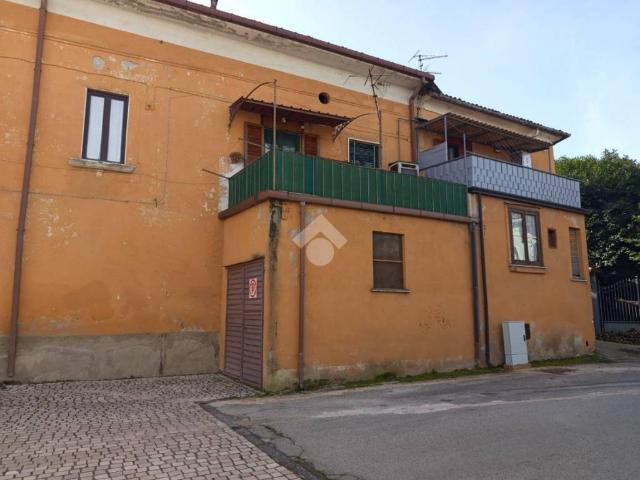 Palazzo / Stabile in vendita a Avellino AV