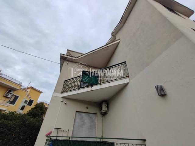 Palazzo / Stabile in vendita a Aversa CE