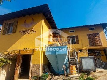 Palazzo / Stabile in vendita a Avio TN