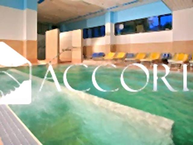 Palazzo / Stabile in vendita a Abano Terme PD