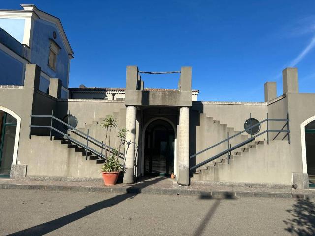 Palazzo / Stabile in vendita a Acireale CT