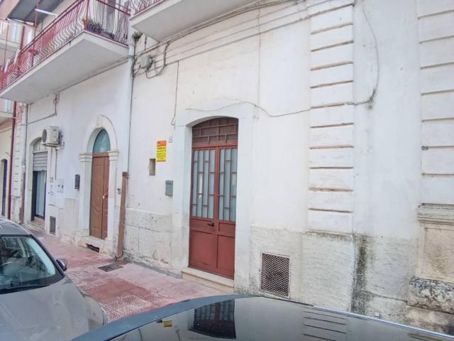 Palazzo / Stabile in vendita a Acquaviva delle Fonti BA