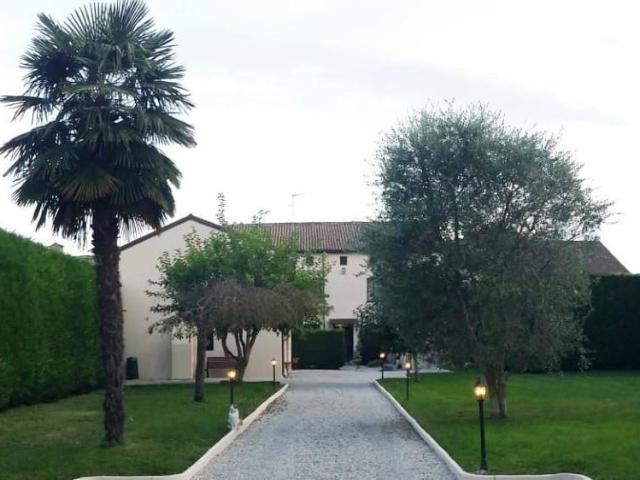 Palazzo / Stabile in vendita a Adria RO