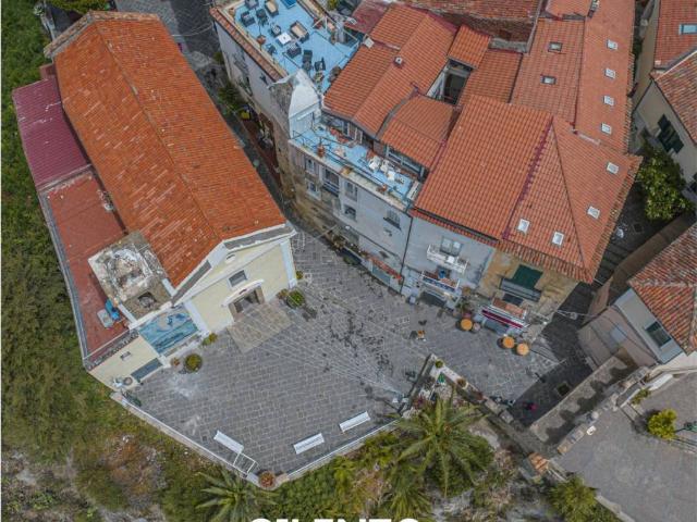 Palazzo / Stabile in vendita a Agropoli SA