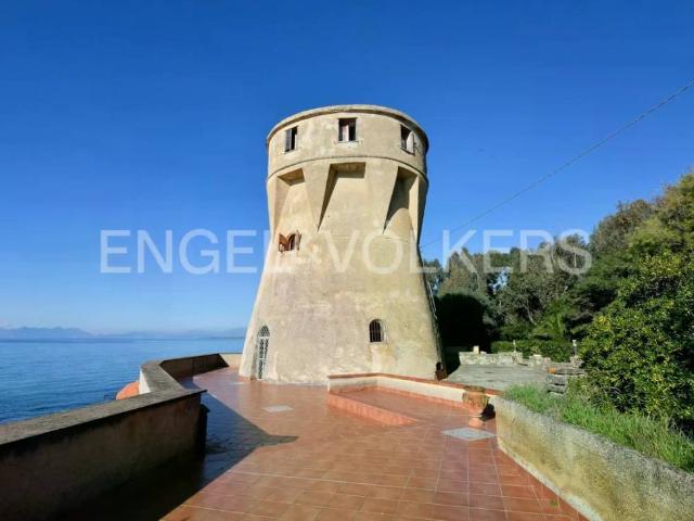 Palazzo / Stabile in vendita a Agropoli SA