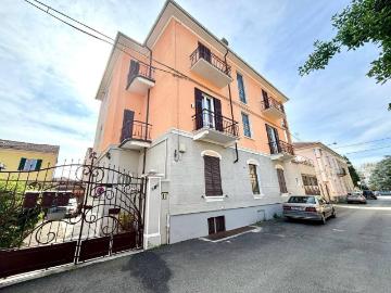 Palazzo / Stabile in vendita a Alessandria AL
