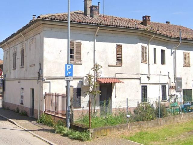 Palazzo / Stabile in vendita a Alessandria AL