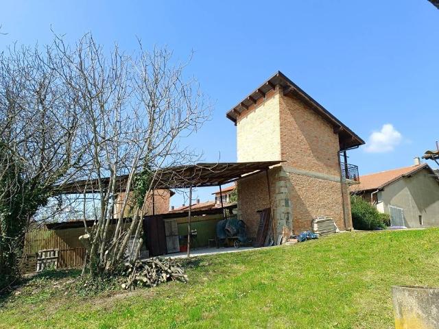 Palazzo / Stabile in vendita a Alfiano Natta AL