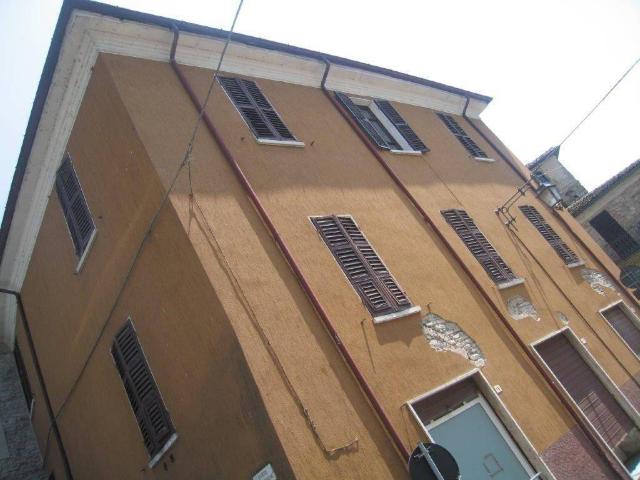Palazzo / Stabile in vendita a Alta Val Tidone PC