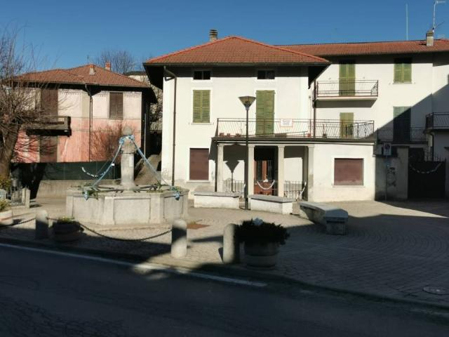 Palazzo / Stabile in vendita a Alta Valle Intelvi CO