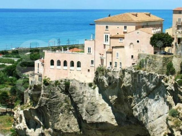 Palazzo / Stabile in vendita a Amantea CS