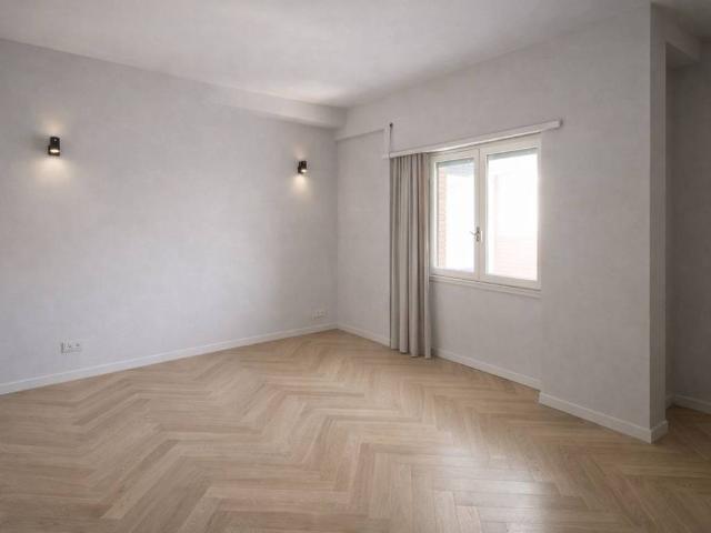 Palazzo / Stabile in vendita a Anzio RM