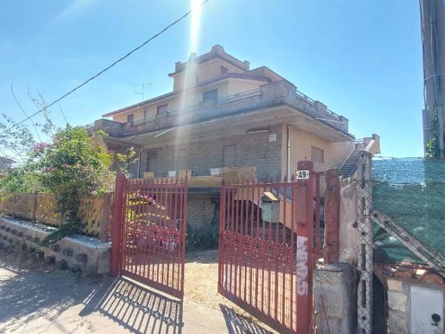 Palazzo / Stabile in vendita a Aprilia LT