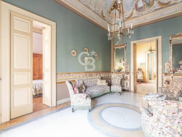 Palazzo / Stabile in vendita a Aradeo LE
