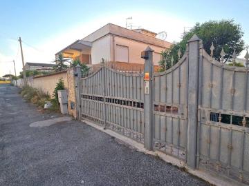 Tor San Lorenzo, Latina Lazio - Giardino