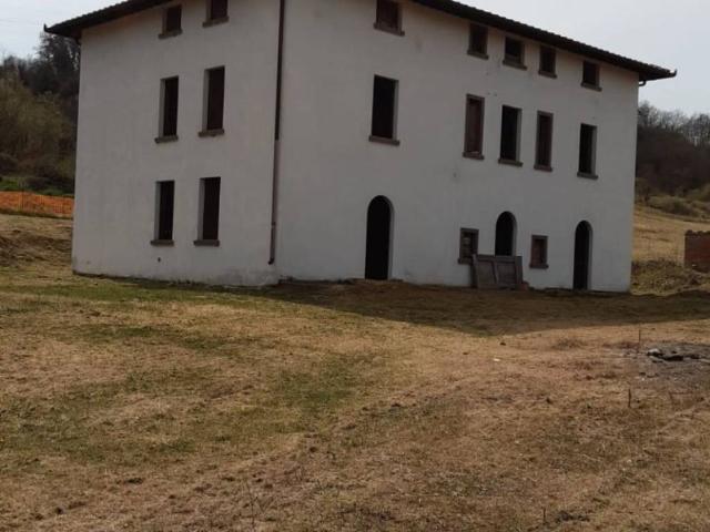 Palazzo / Stabile in vendita a Arezzo AR