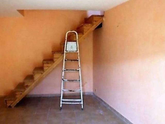 Palazzo / Stabile in vendita a Arsoli RM
