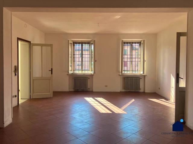 Palazzo / Stabile in vendita a Asola MN