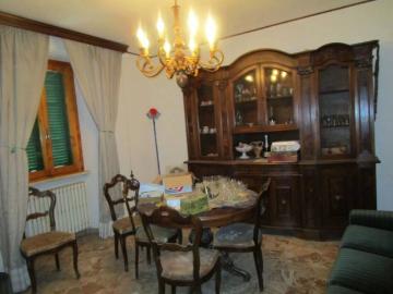 Palazzo / Stabile in vendita a Bucine AR