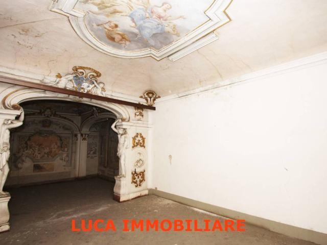 Palazzo / Stabile in vendita a Buggiano PT