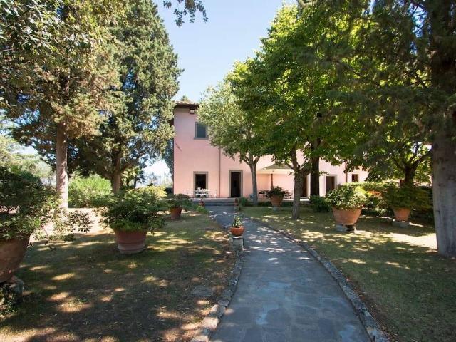 Palazzo / Stabile in vendita a Bagno a Ripoli FI