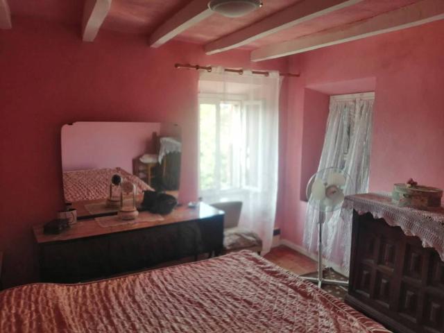 Palazzo / Stabile in vendita a Baiso RE
