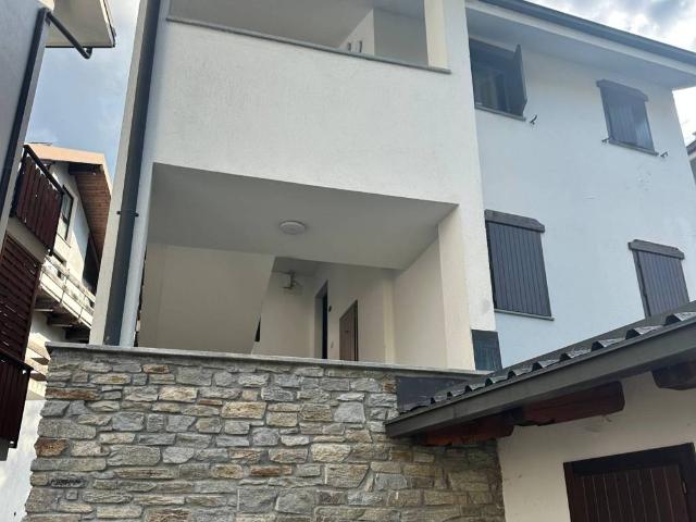 Palazzo / Stabile in vendita a Bardonecchia TO