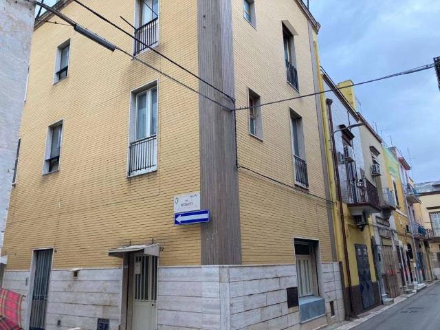 Palazzo / Stabile in vendita a Bari BA