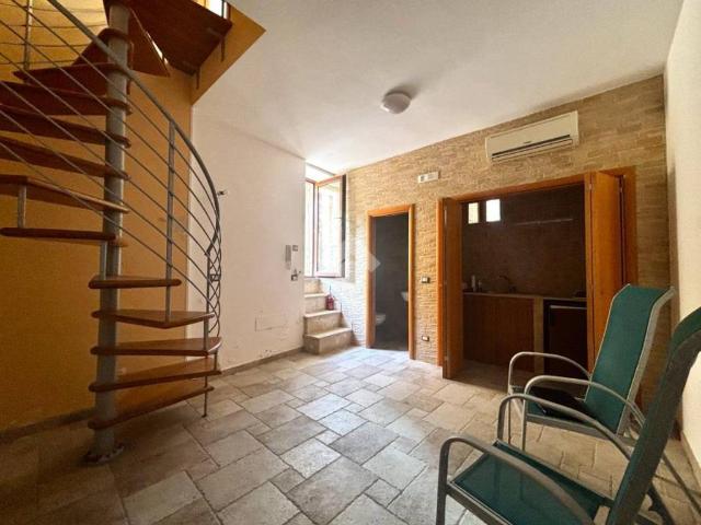 Palazzo / Stabile in vendita a Bari BA