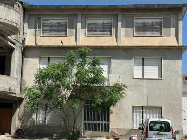 Palazzo / Stabile in vendita a Barile PZ
