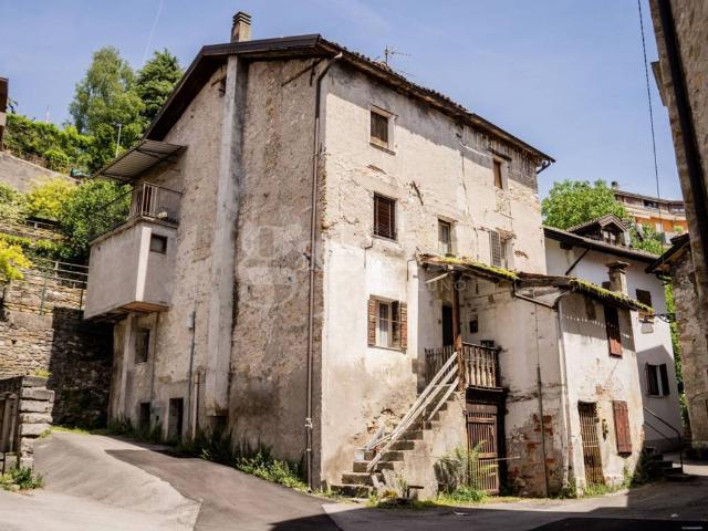 Palazzo / Stabile in vendita a Belluno BL