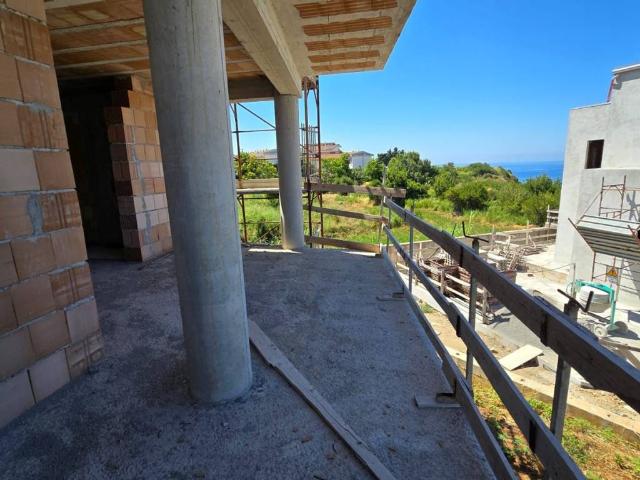 Palazzo / Stabile in vendita a Belvedere Marittimo CS