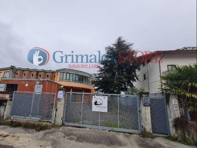 Palazzo / Stabile in vendita a Benevento BN
