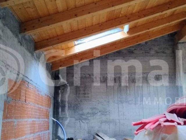 Palazzo / Stabile in vendita a Besana in Brianza MB