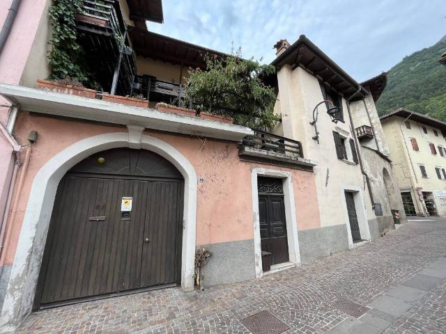Palazzo / Stabile in vendita a Besenello TN