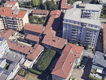 Palazzo / Stabile in vendita a Bergamo BG