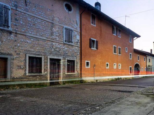 Palazzo / Stabile in vendita a Bergamo BG